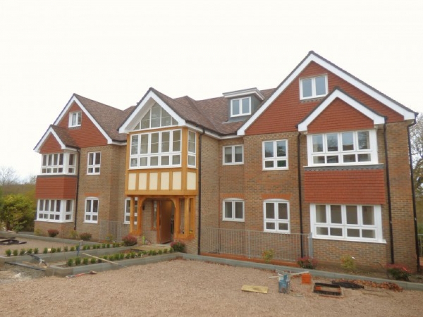 6 Mulberry House